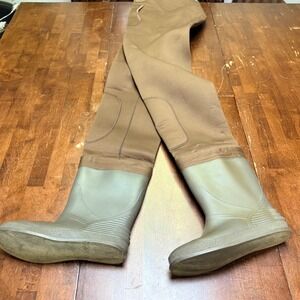 Cabela's Neoprene Boot-Foot Waders Mens Size 8 Brown Good Condition Chest High